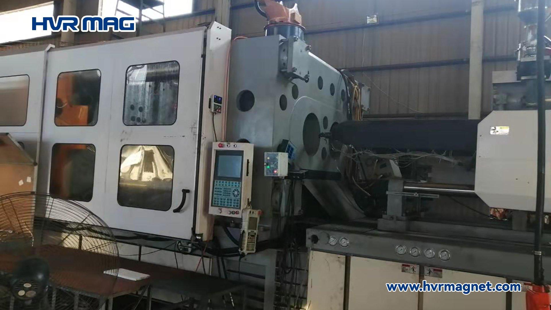 1400T Two Color Injection Molding Machine