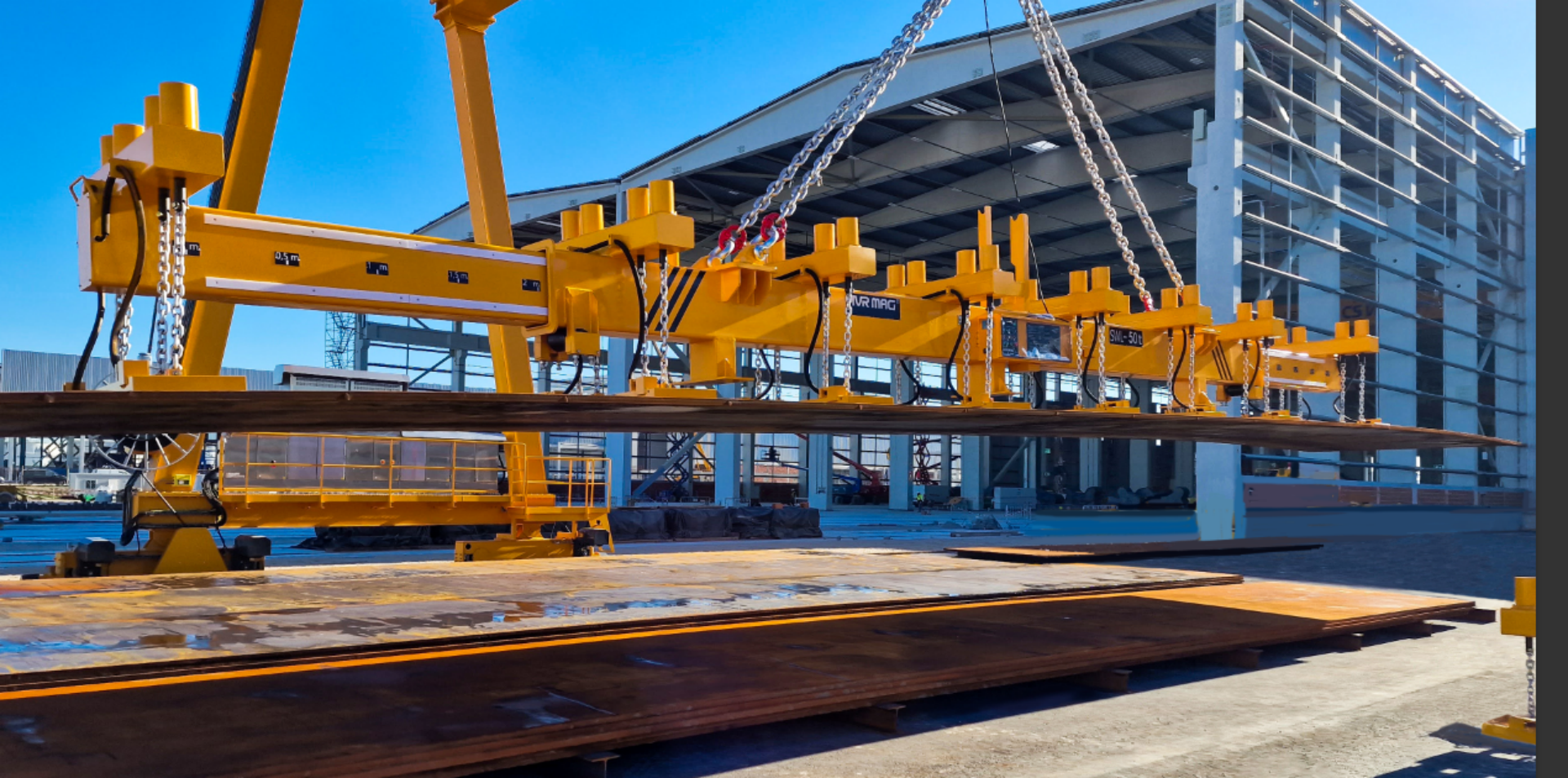 Lifting magnet application at shipping port