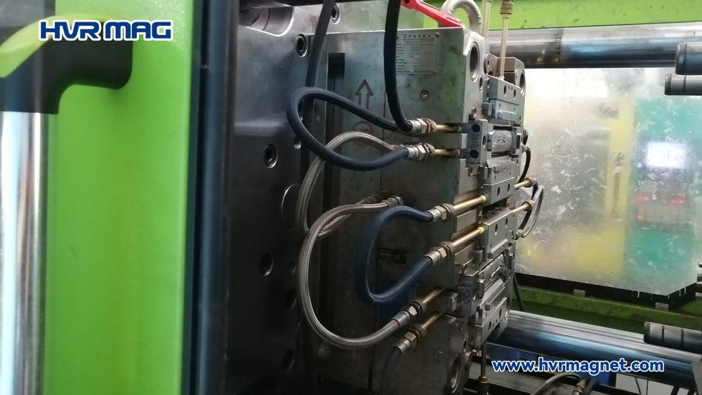 electro permanent magnetic mold clamping system