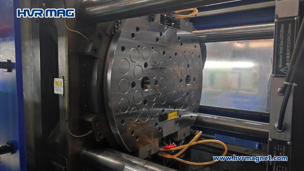 magnetic platen