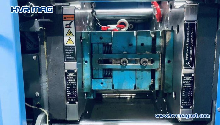 magnetic platens clamping molds