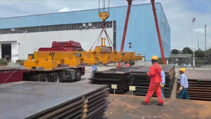 r steel plate unloading