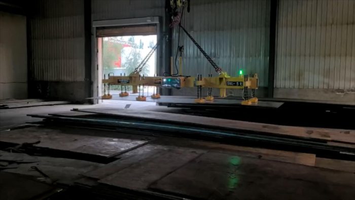 Magnetic Lifter for 5T Steel Plates