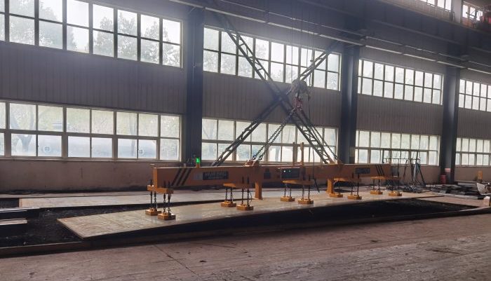 What Type of Lifting Equipment Should Be Used When Lifting Steel Plates