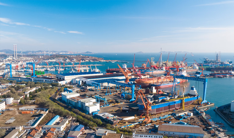 Improve Shipbuilding Efficiency: Key Advantages of EPM Lifters