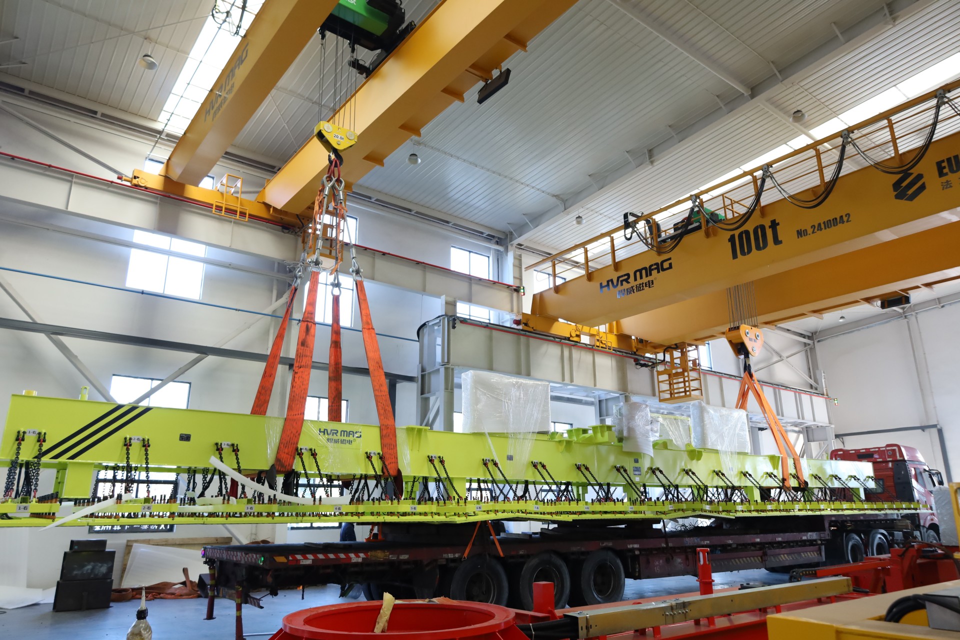 Magnetic Lifterl In China Shipyards