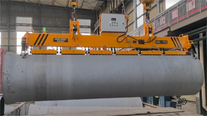 Metal casting solving pipe handling