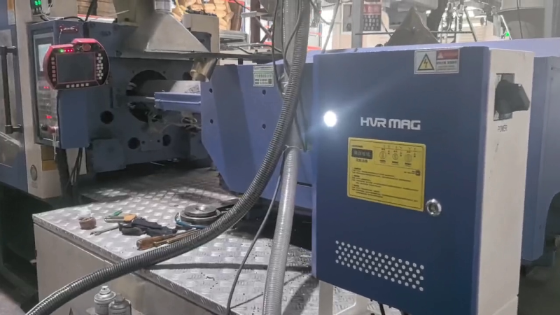 Magnetic Templates Speed Up Injection Mold Changes